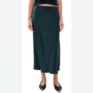 SablynMiranda Scallop Trim Bias Cut Pull On Silk Skirt size M